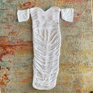 Miss Circle, White, Off shoulder, Mesh, maxi dress.